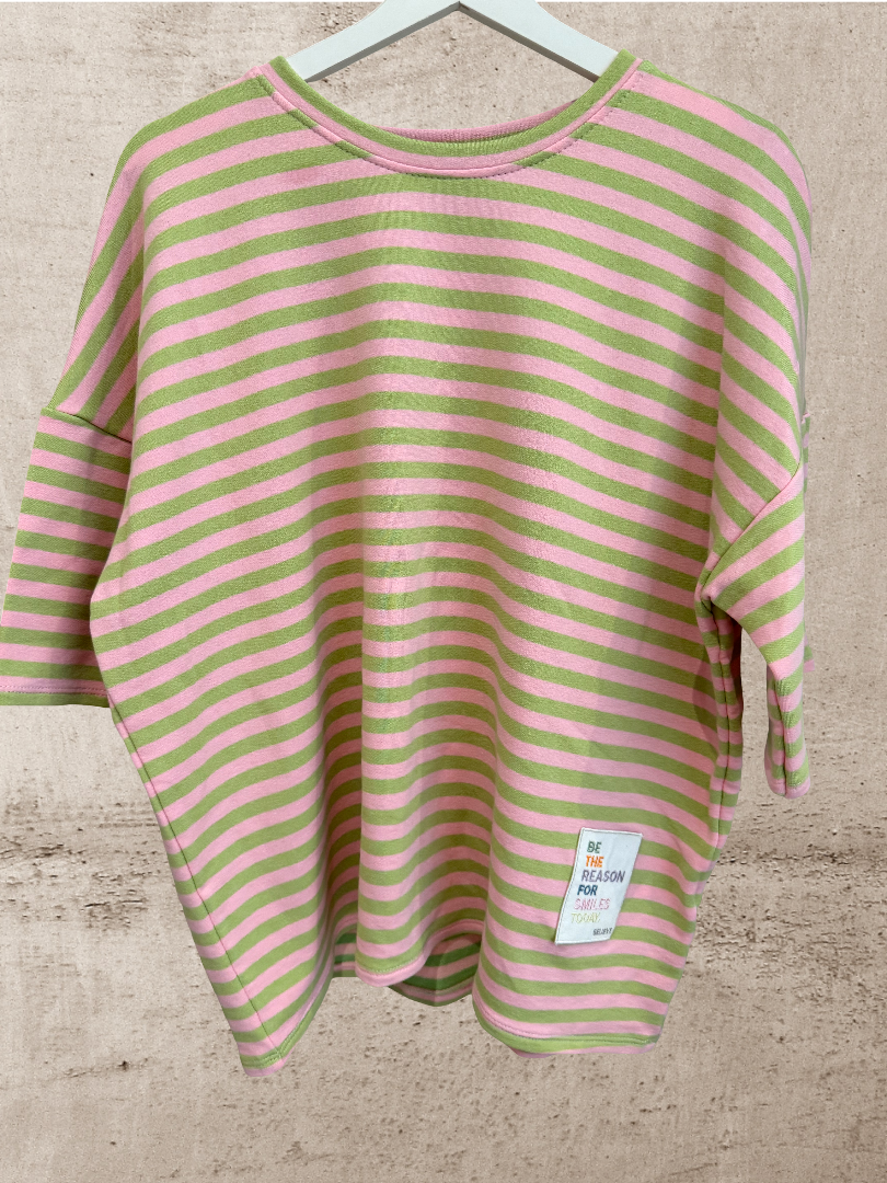 Oversize Tshirt Damen hellgrün rosa gestreift Blogger Style