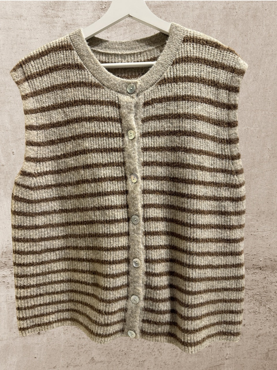 Strickweste Creme Braun