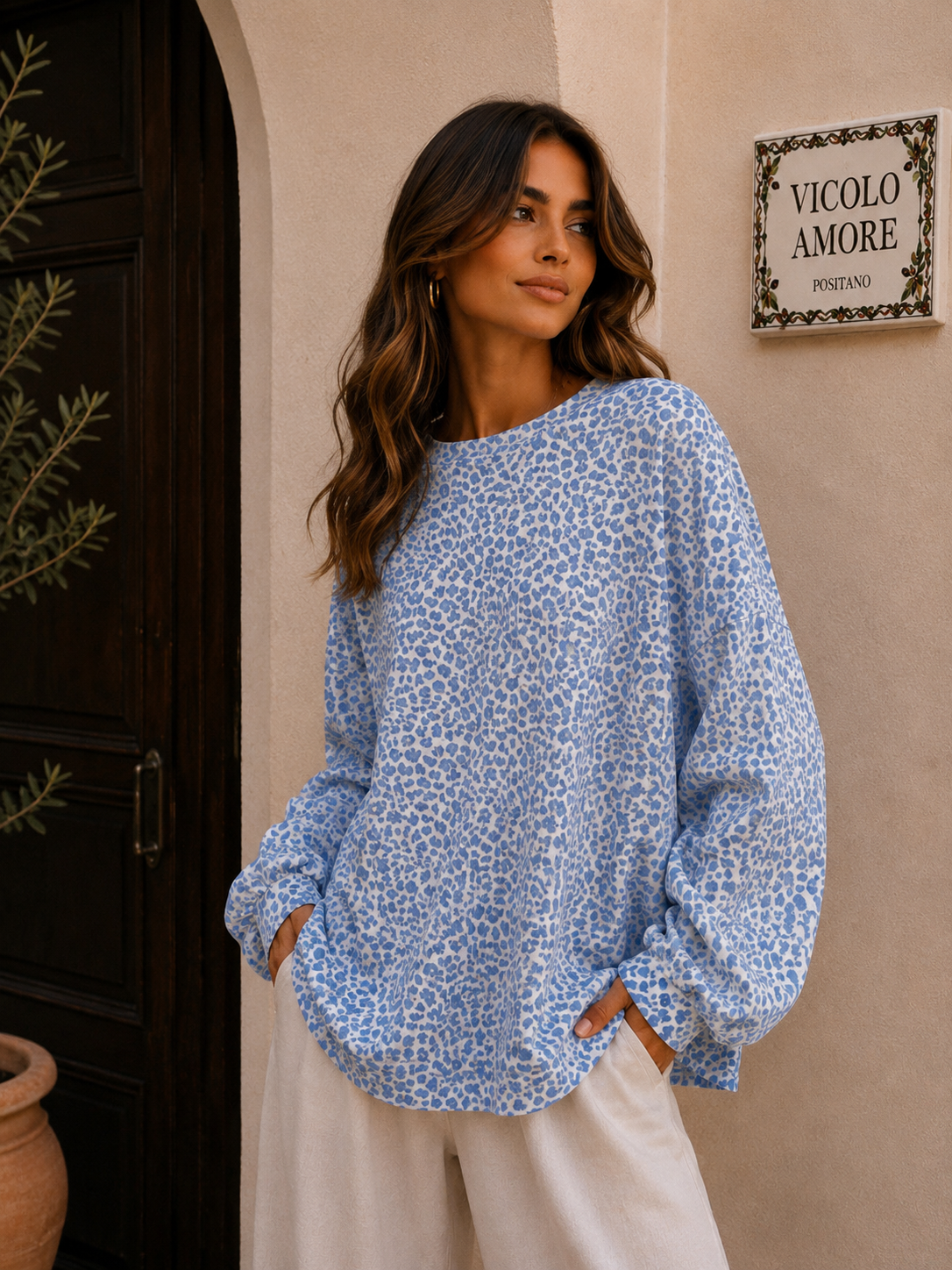 Oversize Sweater Leo hellblau weiß Baumwolle
