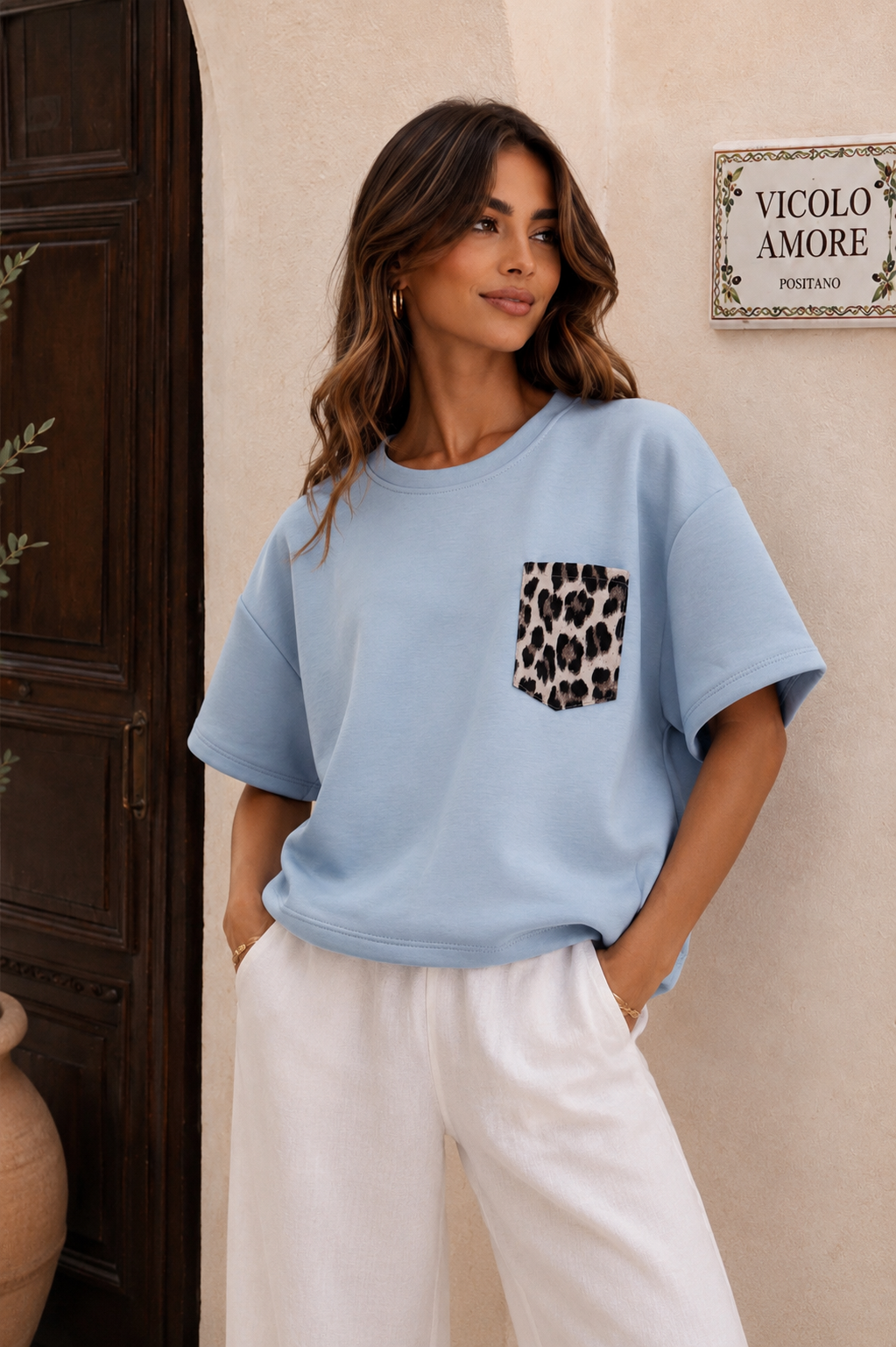 Leo Basic Tshirt Damen Blogger Style hellblau