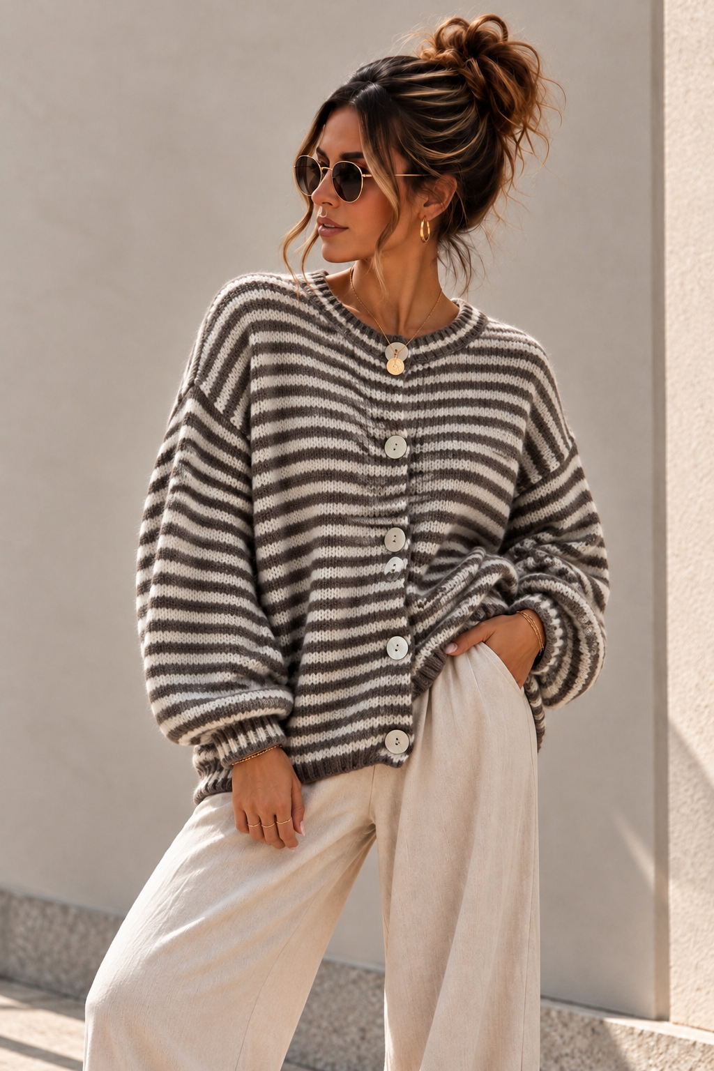 Basic Strickpulli Taupe weiß
