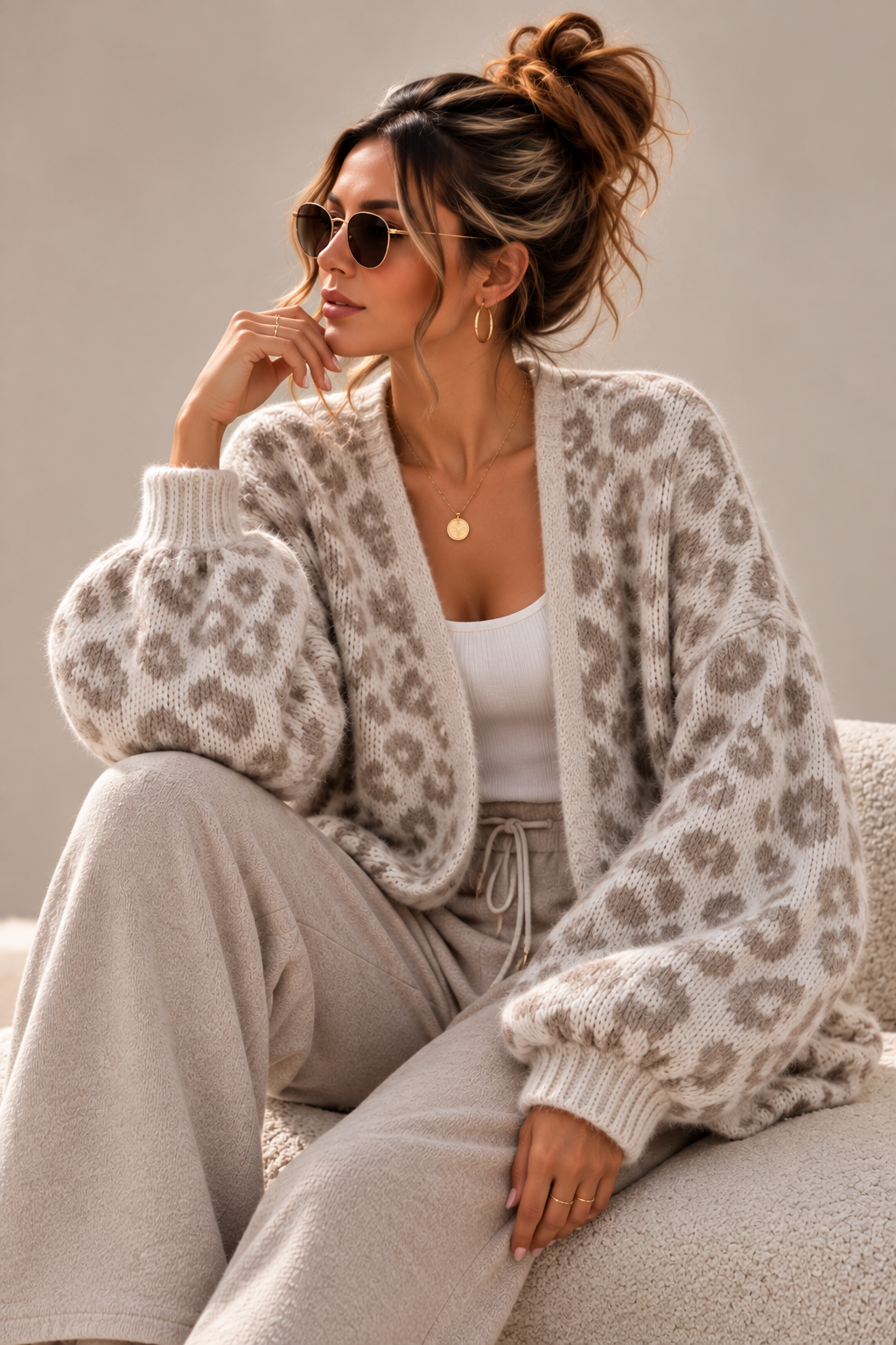 Leo Cardigan Damen beige creme Blogger Style